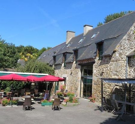 L'Auberge De La Porte Saint-Jouan-des-Guérets Extérieur photo